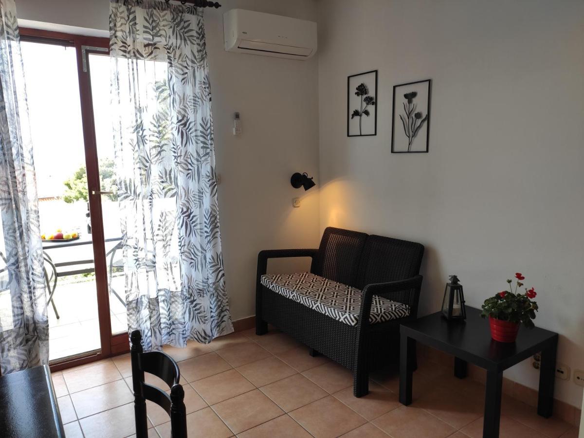Apartments With A Parking Space Novalja, Pag - 6552 Exterior foto