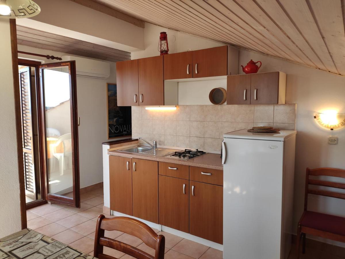 Apartments With A Parking Space Novalja, Pag - 6552 Exterior foto